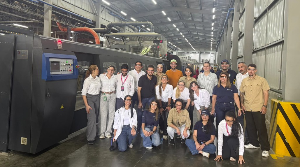Visita a Parque E — Universidad de Antioquia durante la misión a Urabá